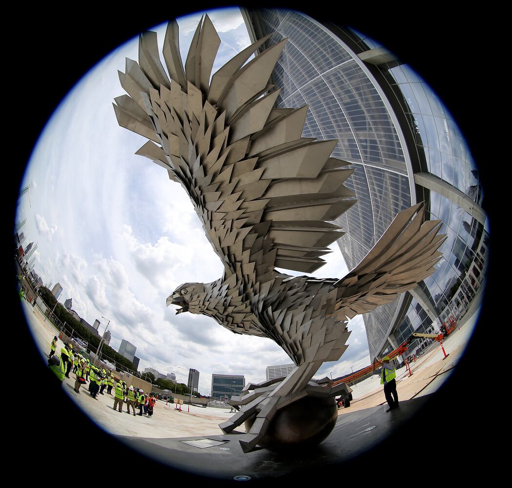 The Falcons' new statue