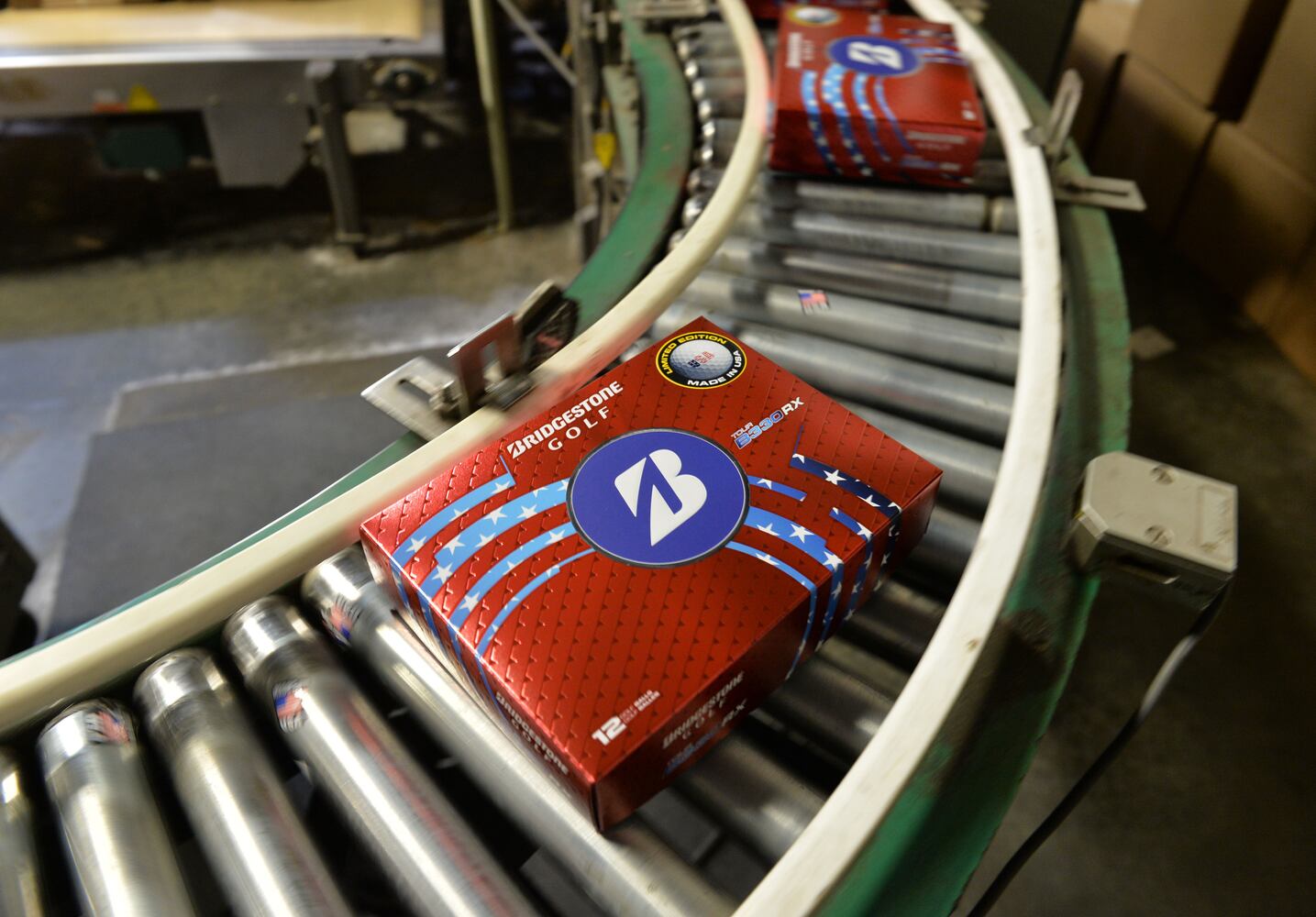 Matt Kuchar golf balls constructed at Convington plant