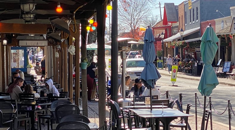 The Roswell Downtown Development Authority invites residents to take an online survey on parking as it seeks to address the issue on downtown streets, particularly Restaurant Row along Canton Street. Photo credit Adrianne Murchison