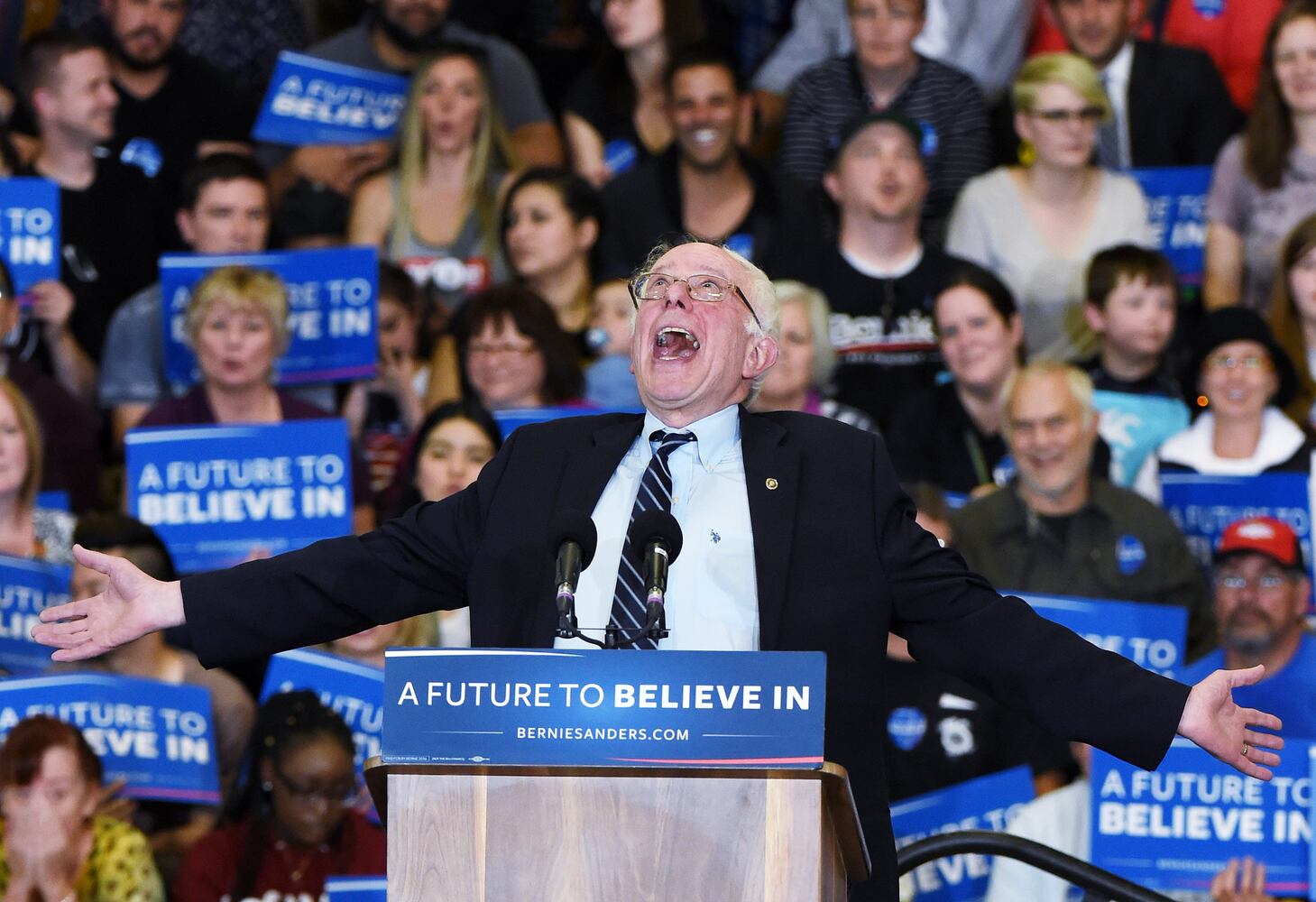 Photos of the Week, February 19, 2016