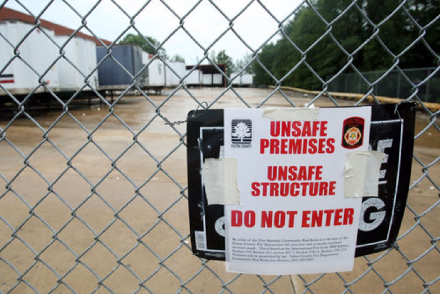 Roofs collapses at Atlanta warehouses after rainfall