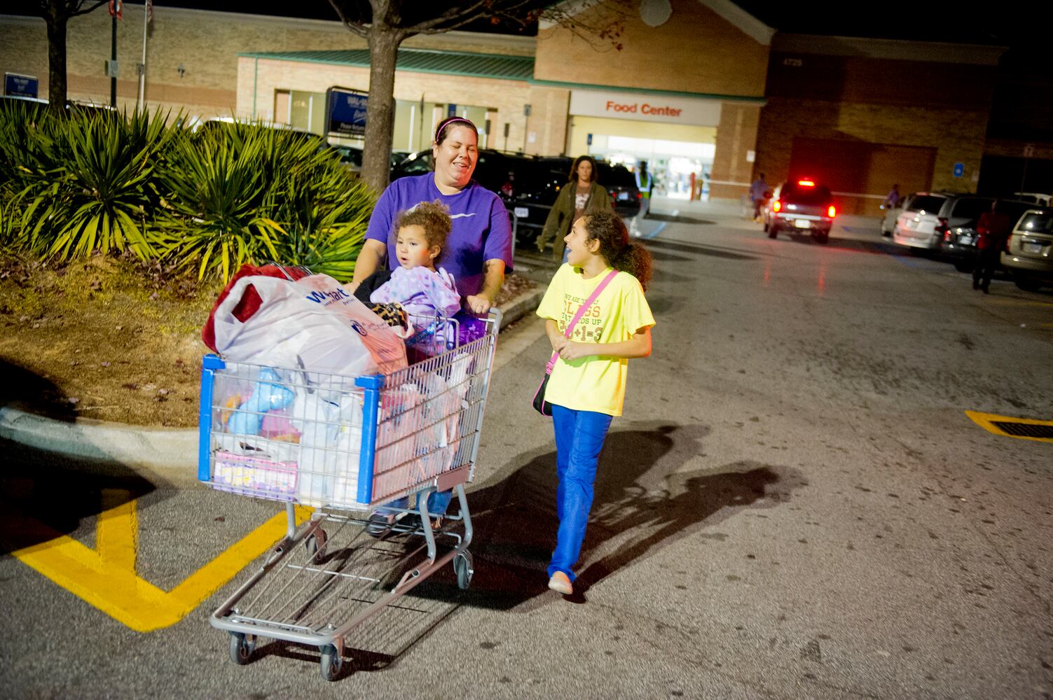 Atlanta comes out for Black Friday bargains