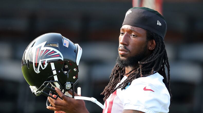 July 27, 2017 Flowery Branch: Falcons cornerback Desmond Trufant gears up for the first day of team practice at training camp on Thursday, July 27, 2017, in Flowery Branch. Curtis Compton/ccompton@ajc.com