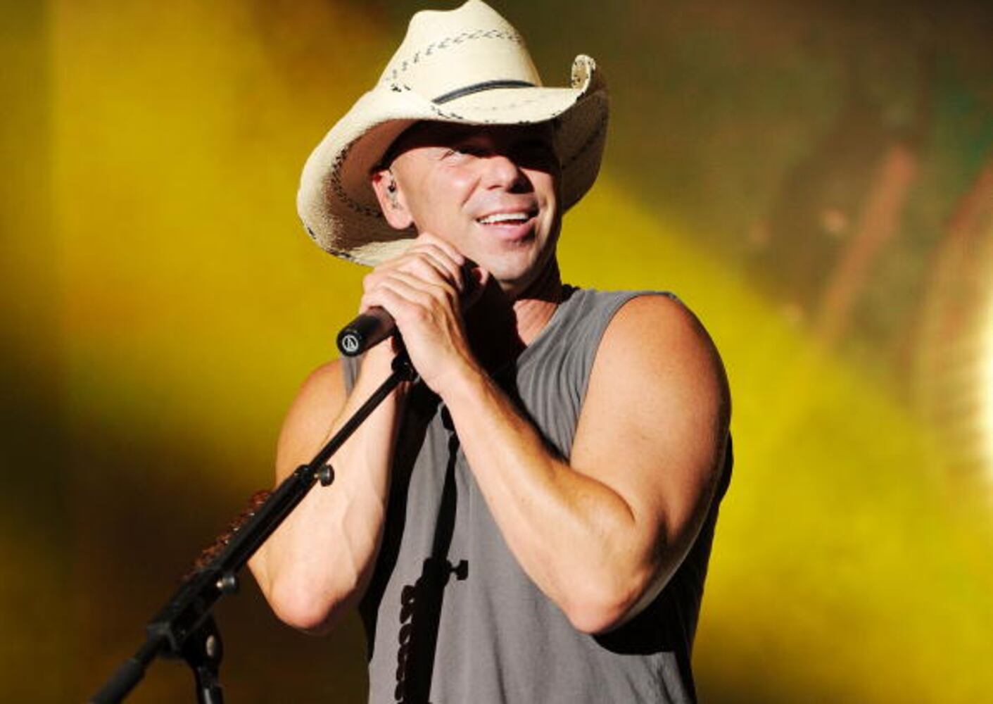 Video of The Year: Kenny Chesney - Come Over