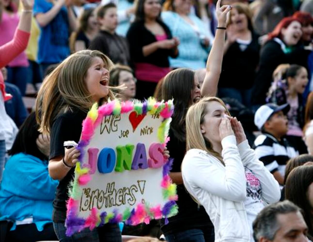 Wango Tango draws diverse musicians