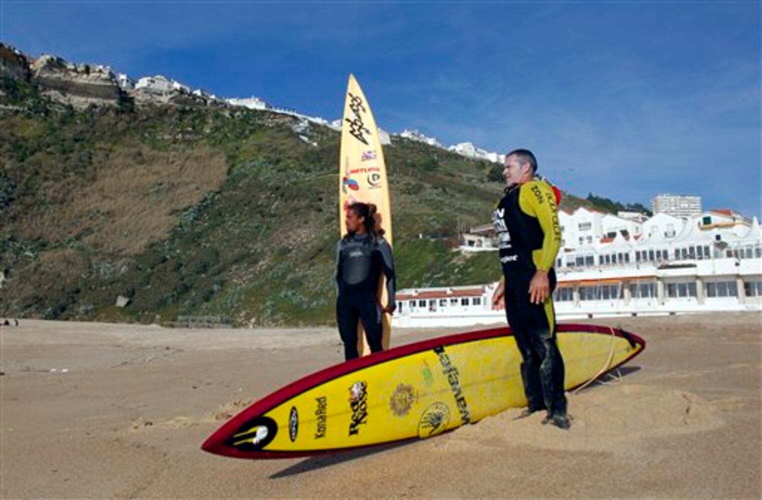 Surfing record may have been broken in Portugal