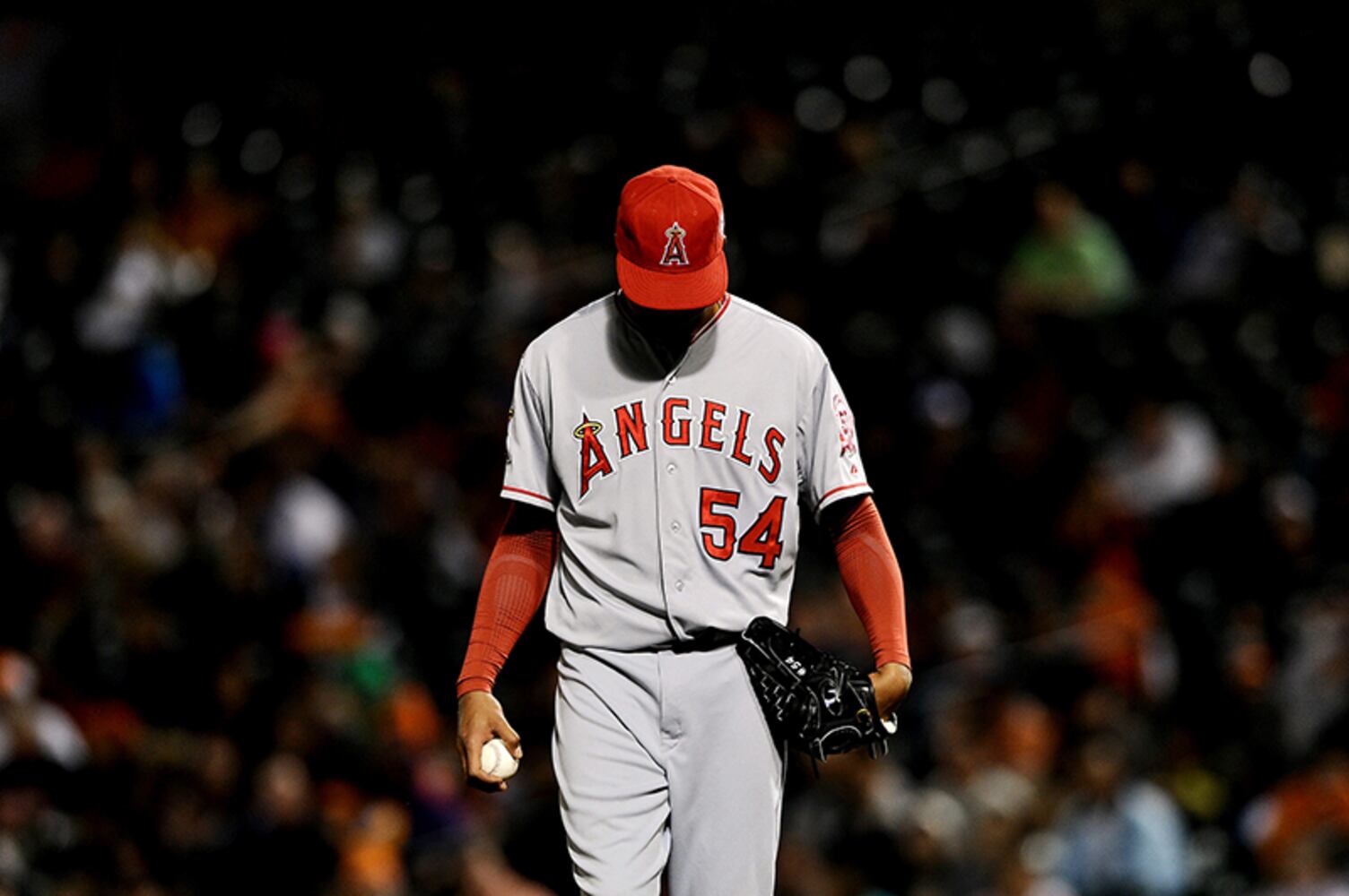 Braves bolster rotation with free agent pitcher