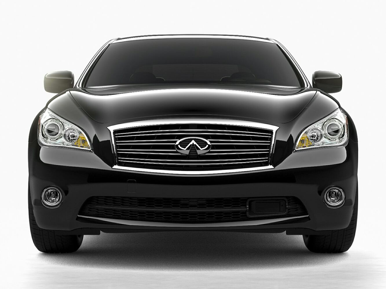 18 Infiniti Q70 Hybrid 25 mpg