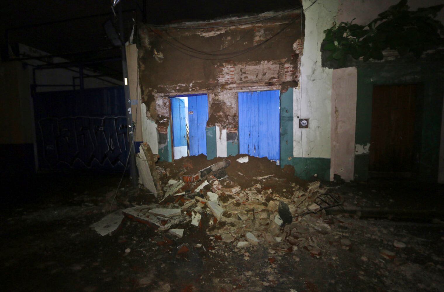 Mexico rocked by earthquake