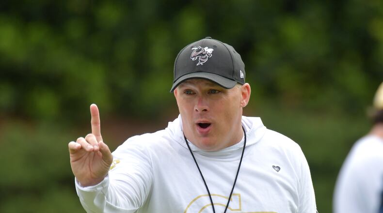 April 18, 2019 Atlanta - Georgia Tech head coach Geoff Collins gestures as he shouts instructions during a practice session at Georgia Tech's football outdoor practice field on Thursday, April 18, 2019. HYOSUB SHIN / HSHIN@AJC.COM