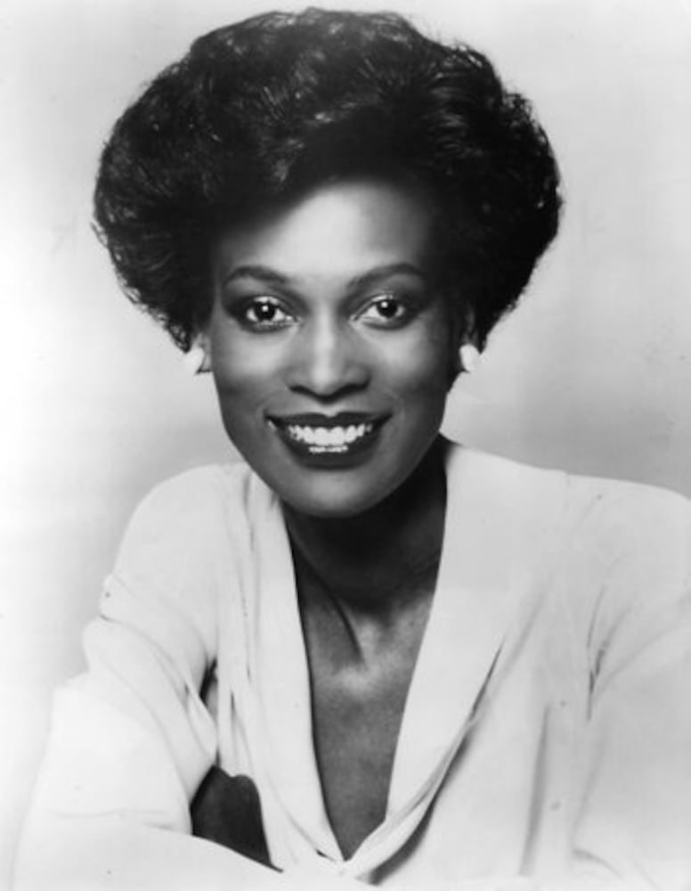 Naomi Sims, first black supermodel, dies of cancer