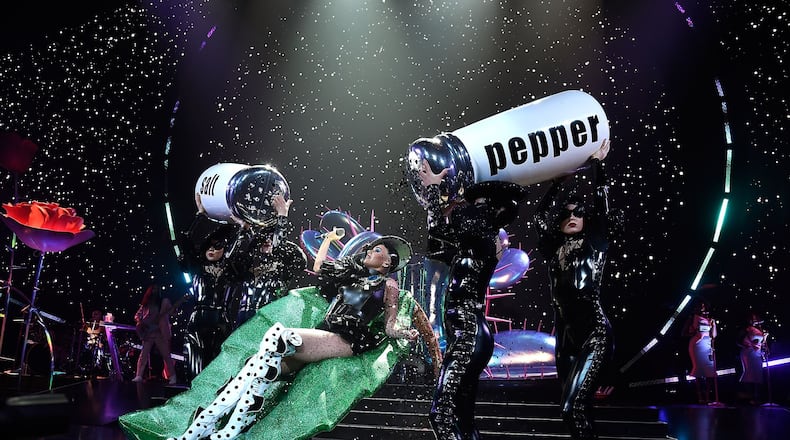 Katy Perry gets seasoned on stage. Photo: Kevin Mazur