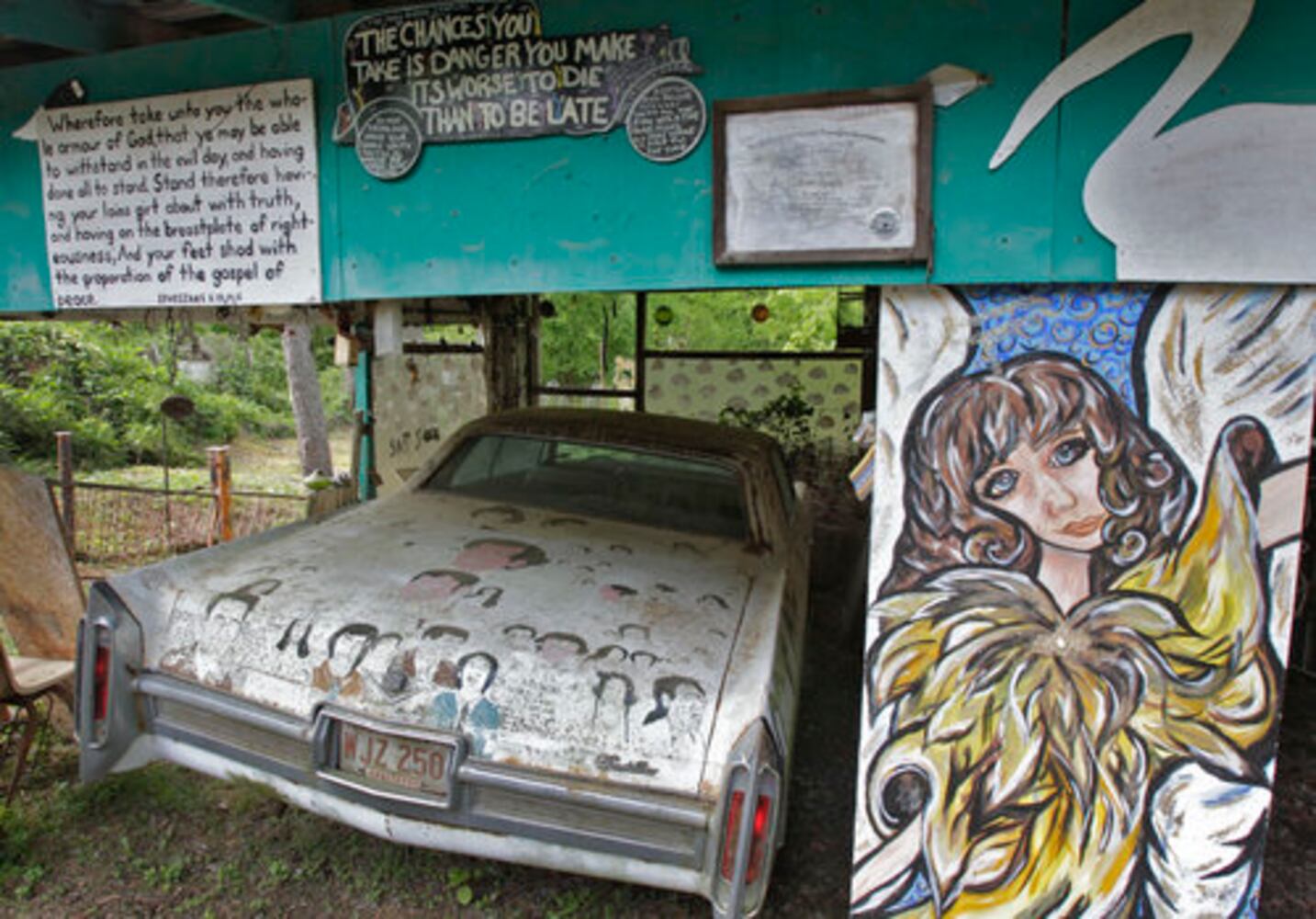 Howard Finster's Paradise Gardens