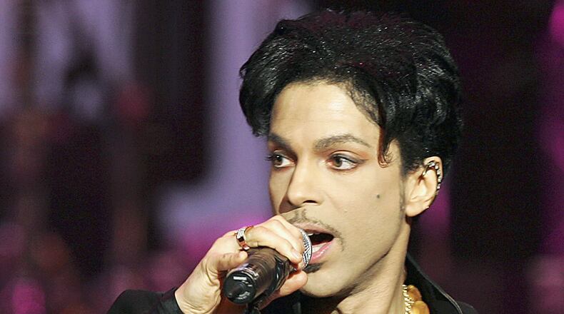 LOS ANGELES - MARCH 19: Musician Prince performs onstage at the 36th Annual NAACP Image Awards at the Dorothy Chandler Pavilion on March 19, 2005 in Los Angeles, California. (Photo by Kevin Winter/Getty Images)