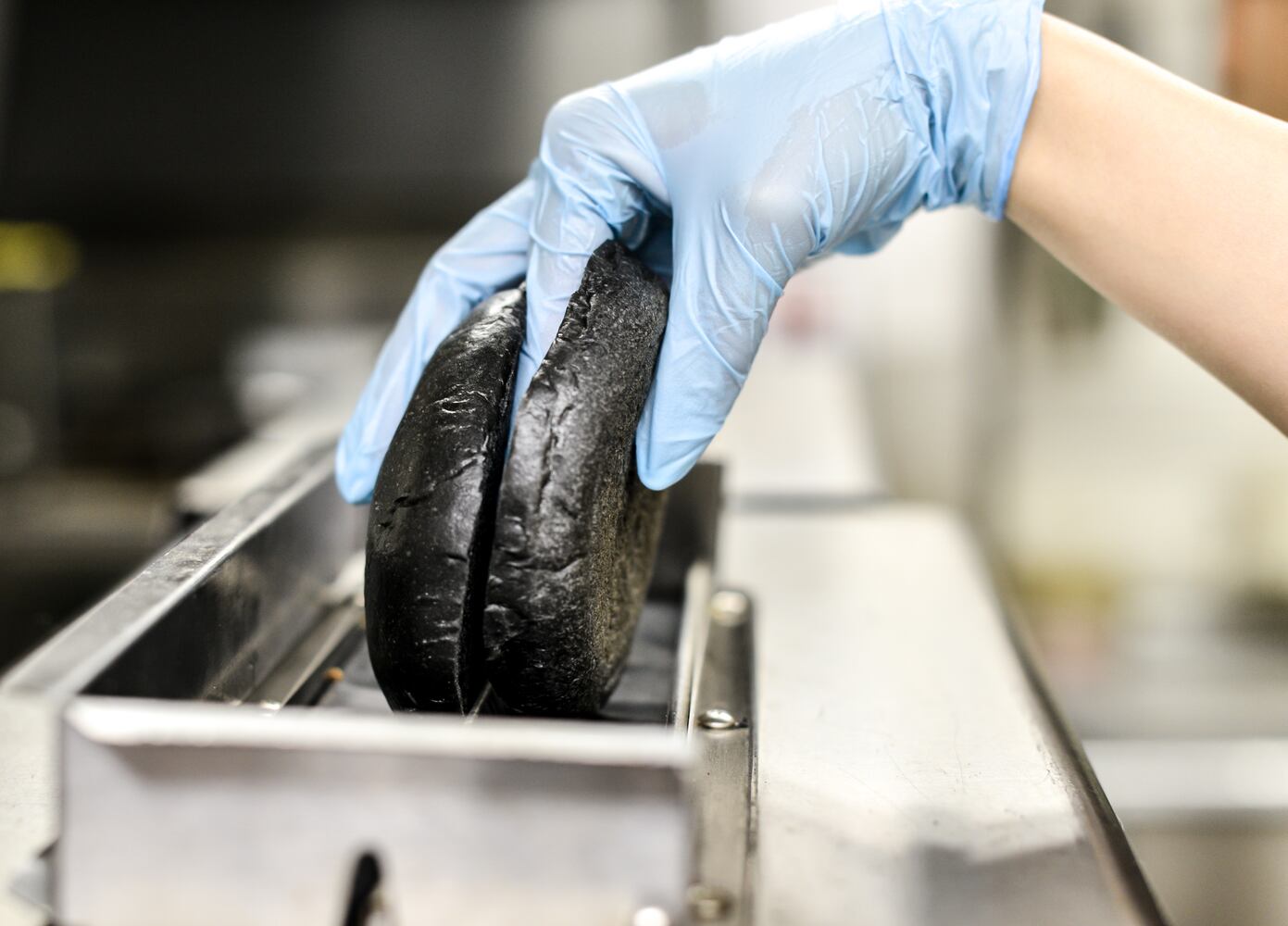 Burger King In Japan Goes Black