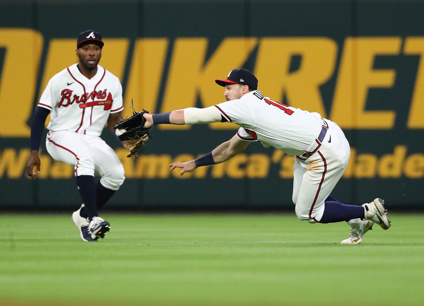 BRAVES PHOTO
