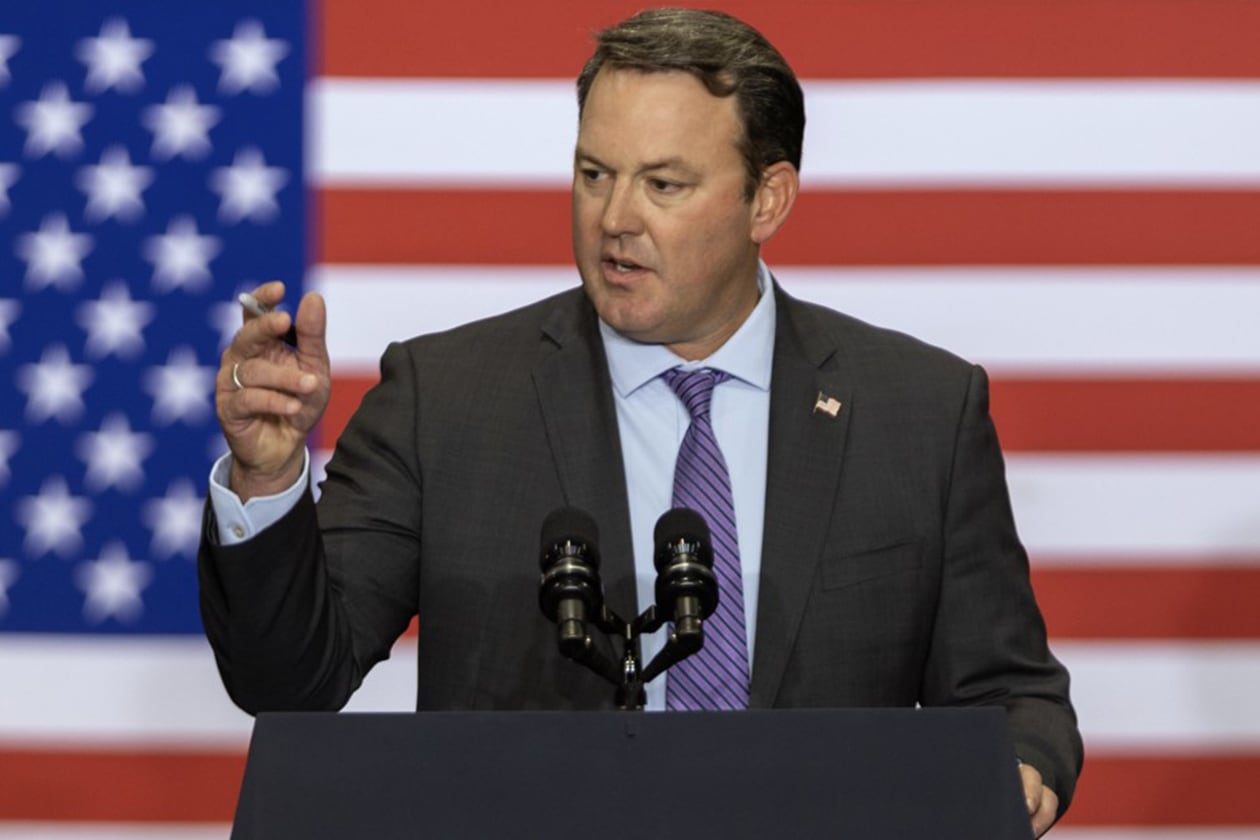 Lt. Gov. Burt Jones — pictured at an August rally in Peachtree City that also featured Vice President JD Vance — appears to have scored another legal victory over gubernatorial rival Attorney General Chris Carr in their battle over campaign finance issues. (Arvin Temkar/AJC 2025)