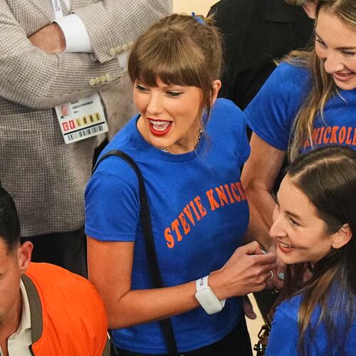 Taylor Swift arrives prior to Game 4 of the NBA Finals basketball series between the San Antonio Spurs and New York Knicks, Wednesday, June 10, 2026, in New York. (AP Photo/Frank Franklin II)