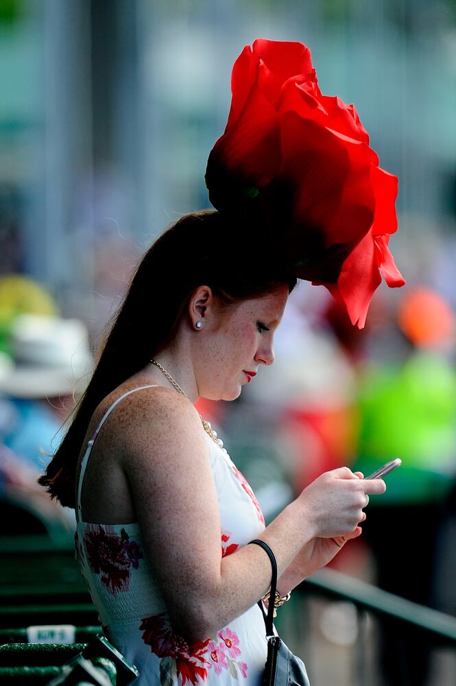 2016 Kentucky Derby hats