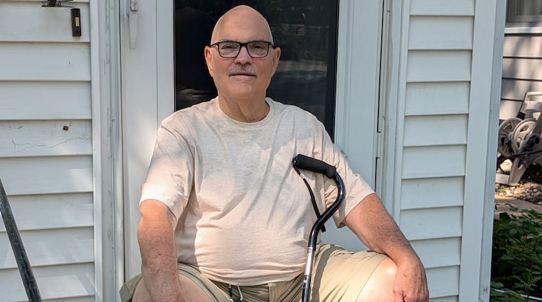 Although Donald Hammen lives alone in south Minneapolis, a web of relationships binds him to his city and his community. Every morning his next-door neighbor, Julie McMahon, checks to see whether he’s raised the blinds in his dining room window. If not, she’ll try to get in touch with Hammen to see what’s going on. (Julie McMahon)