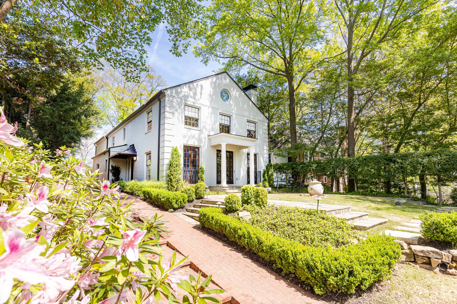 90 Palisade Road
