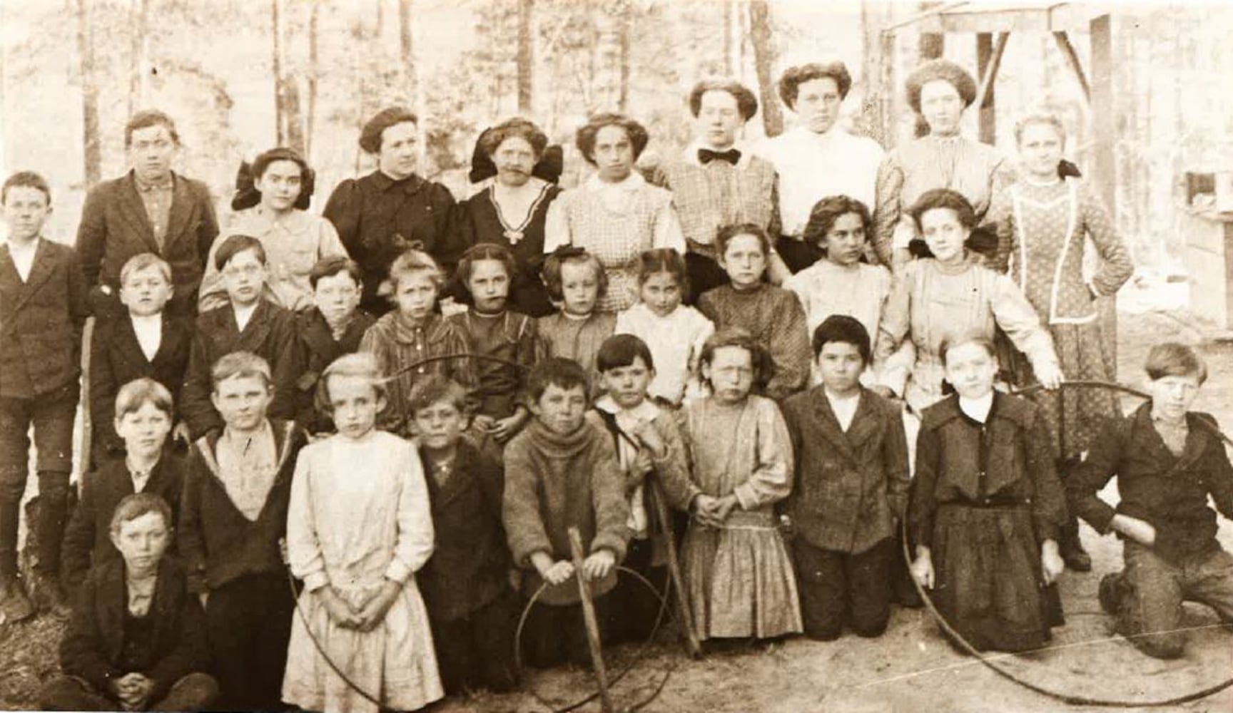 Flashback Photos: Gwinnett's schools and schoolchildren, 1897-1927