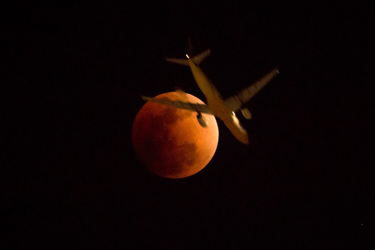 Photos: Super blue blood moon eclipse 2018