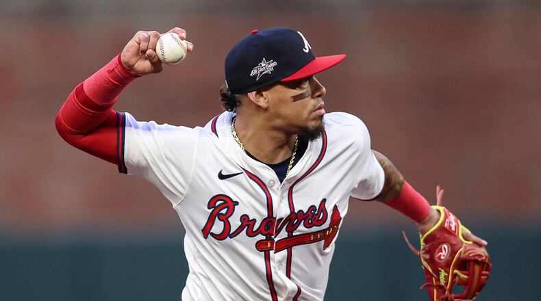 Arcia signs with Rockies, joins lineup as DH versus Cubs