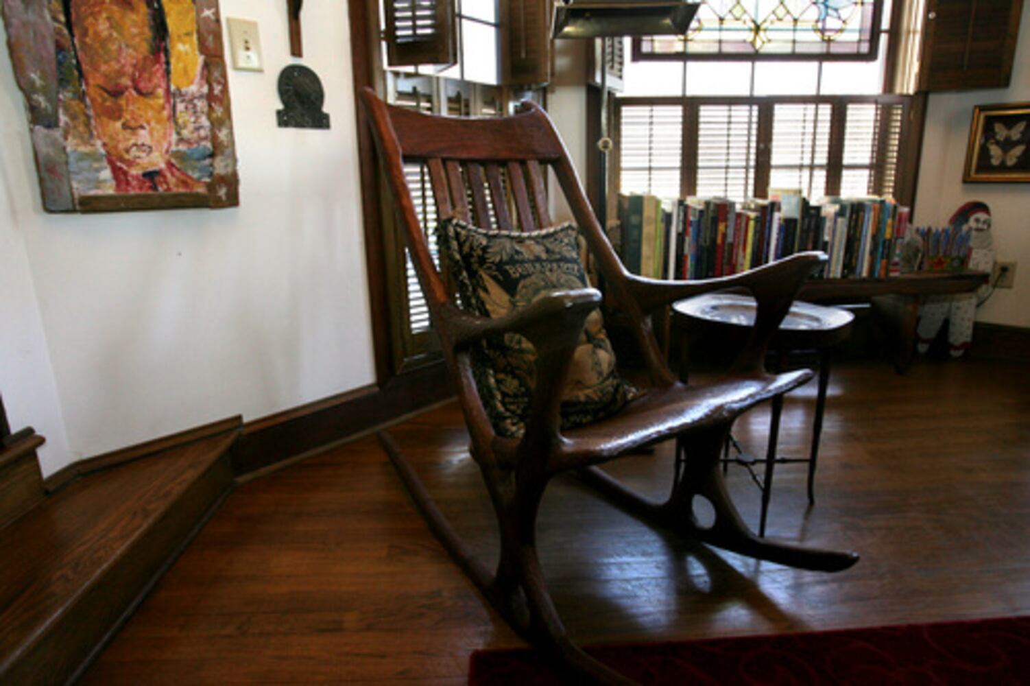 Folk art collection enlivens rustic Cobb County home