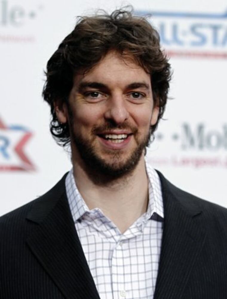 Celebrities turn out for NBA All-Star Game