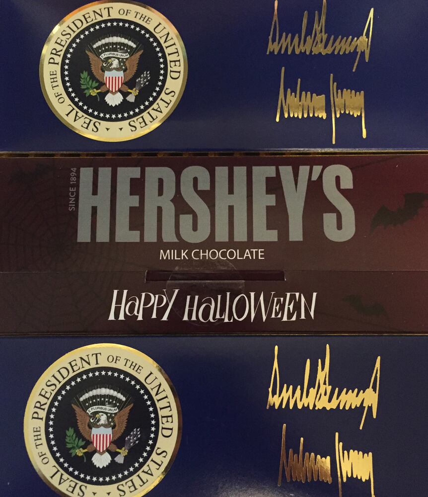 Photos: President Trump, first lady Melania Trump welcome children to White House for Halloween