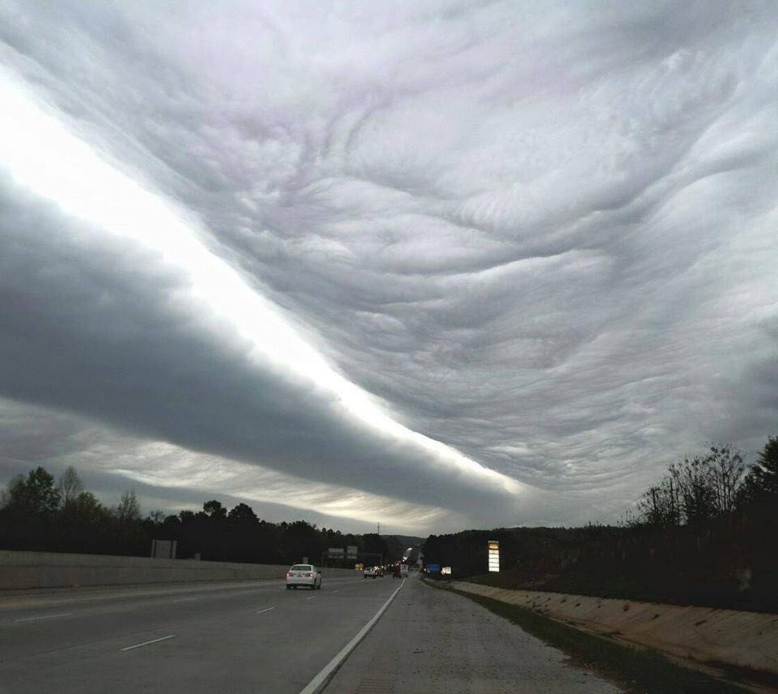 Roll, wave clouds seen in Georgia