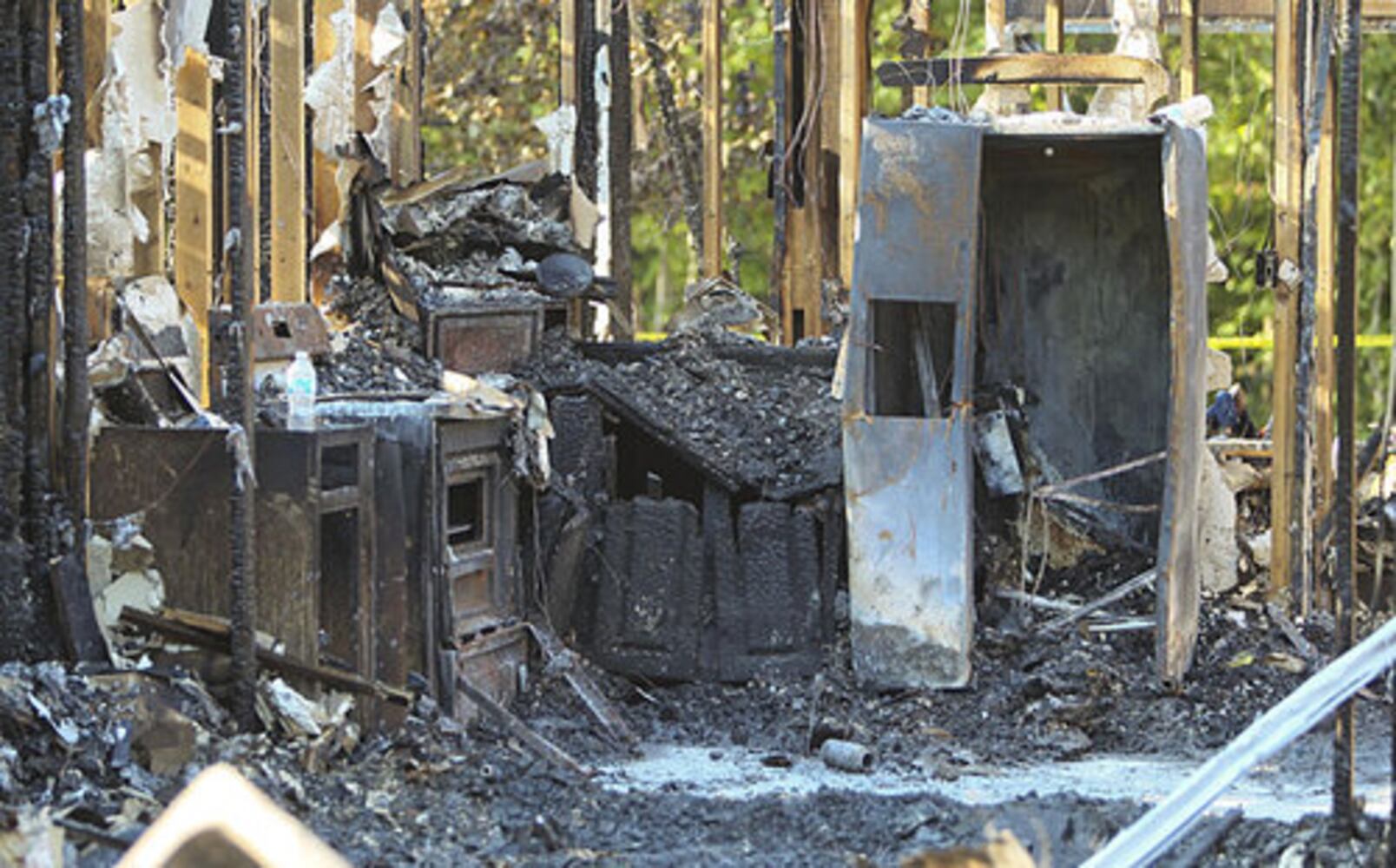 Fulton explosion kills 2