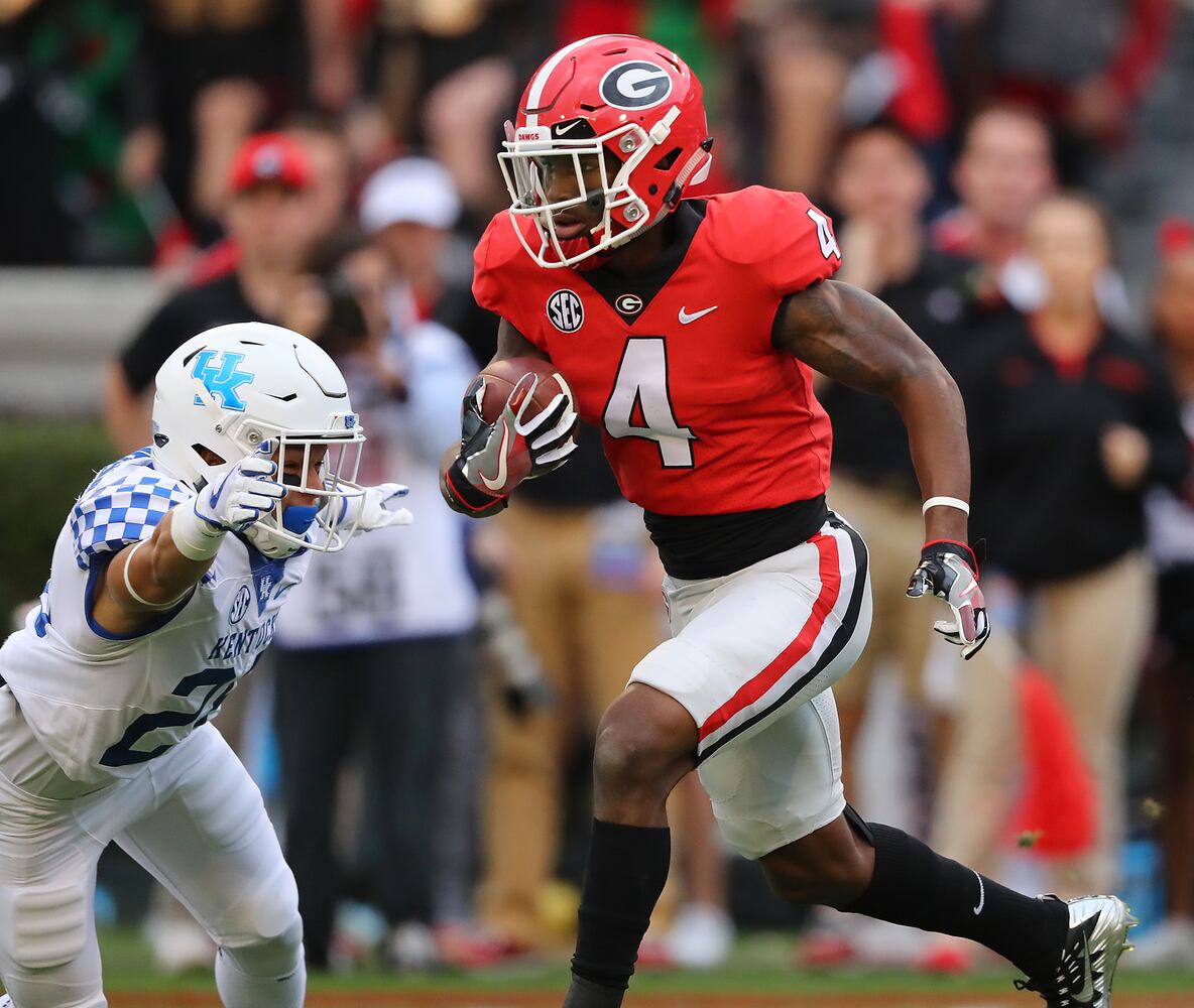 Photos: Bulldogs beat Kentucky, improve to 10-1
