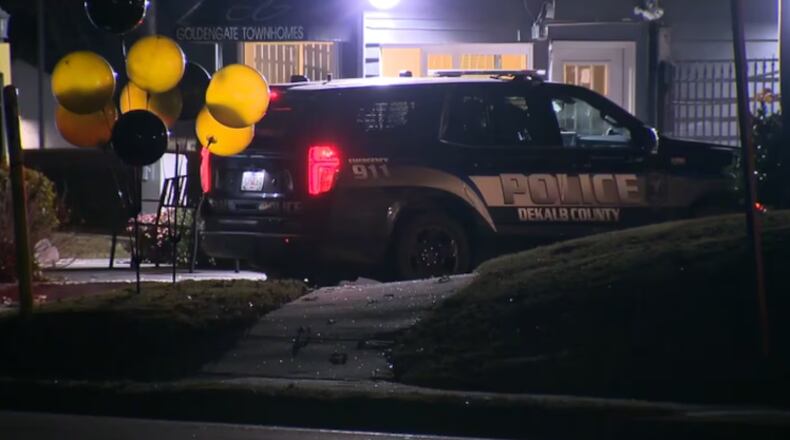 Police respond to a shooting on Chatfield Drive shortly after 1 a.m. Friday. (Channel 2 Action News)