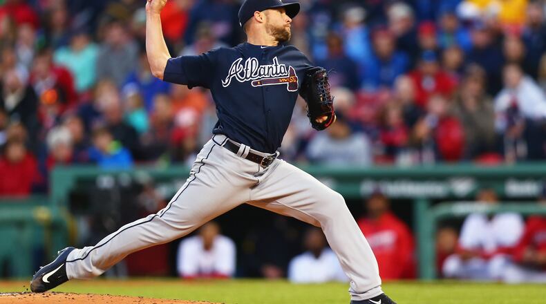 BOSTON, MA - APRIL 27: Bud Norris #20 of the Atlanta Braves pitches against the Boston Red Sox during the first inning on April 27, 2016 in Boston, Massachusetts. (Photo by Maddie Meyer/Getty Images)
