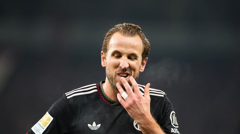 Bayern's Harry Kane reacts after the Bundesliga soccer match between Union Berlin and FC Bayern Munich in Berlin, Germany, Saturday, Nov. 8, 2025. (AP Photo/Martin Meissner)
