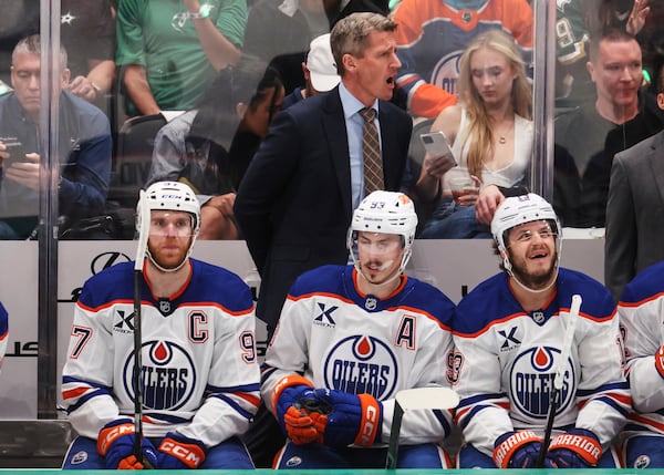 Edmonton Oilers head coach Kris Knoblauch yells from the bench during the first period of Game 5 of the Western Conference finals in the NHL hockey Stanley Cup playoffs against the Dallas Stars, Thursday, May 29, 2025, in Dallas. (AP Photo/Gareth Patterson)