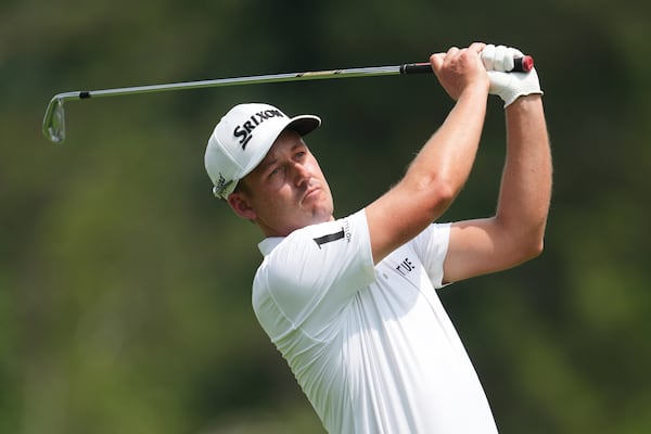 Andrew Putnam hits from the ninth tee during the first round of the Rocket Classic golf tournament at the Detroit Golf Club, Thursday, June 26, 2025, in Detroit. (AP Photo/Paul Sancya)