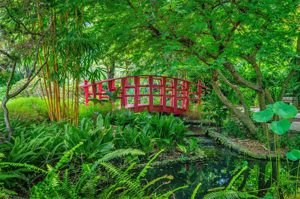 American Gardens