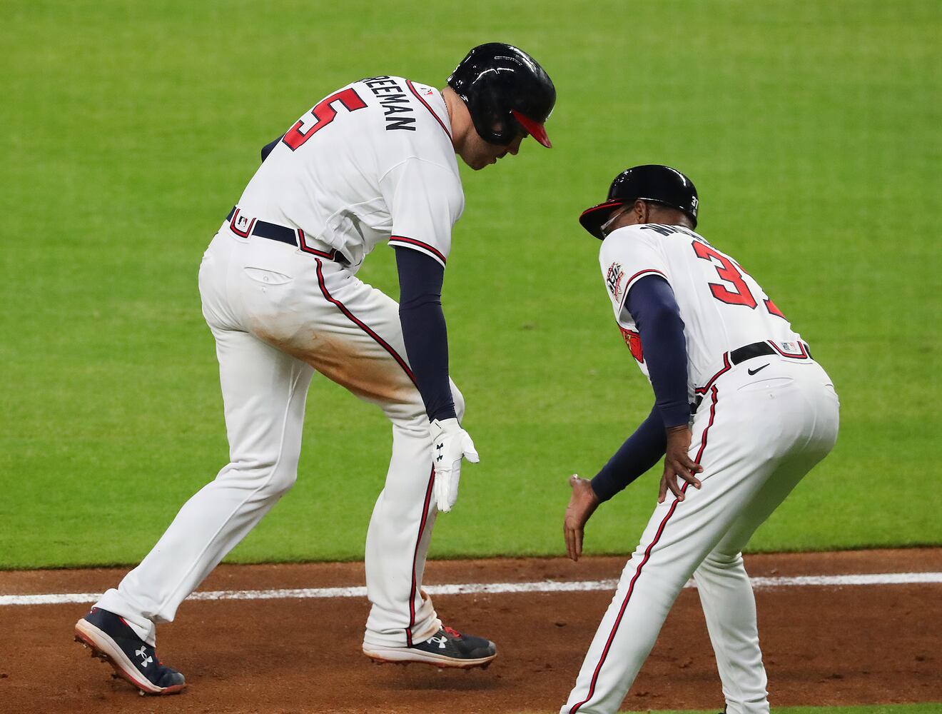 BRAVES PHOTO