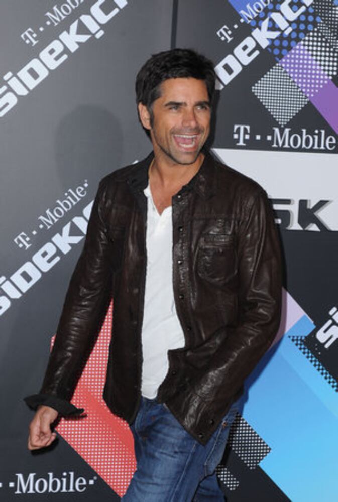 The Strokes play the Sidekick 4G launch party