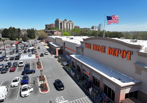 The Home Depot Cumberland Store near the Home Depot Headquarters. (Hyosub Shin/AJC)
