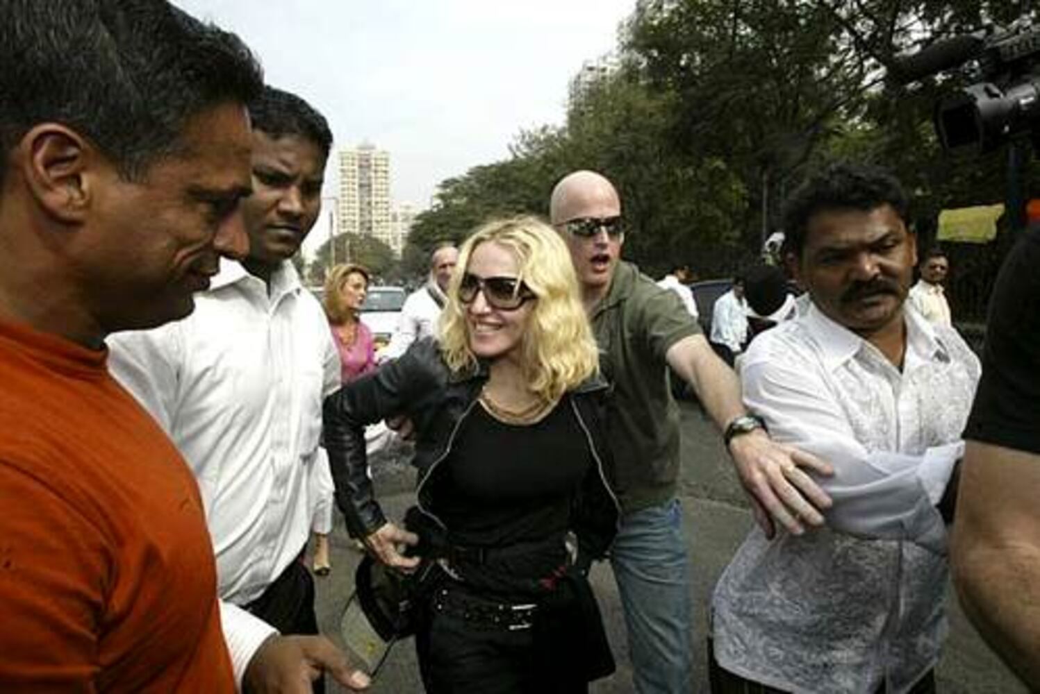 Madonna does India