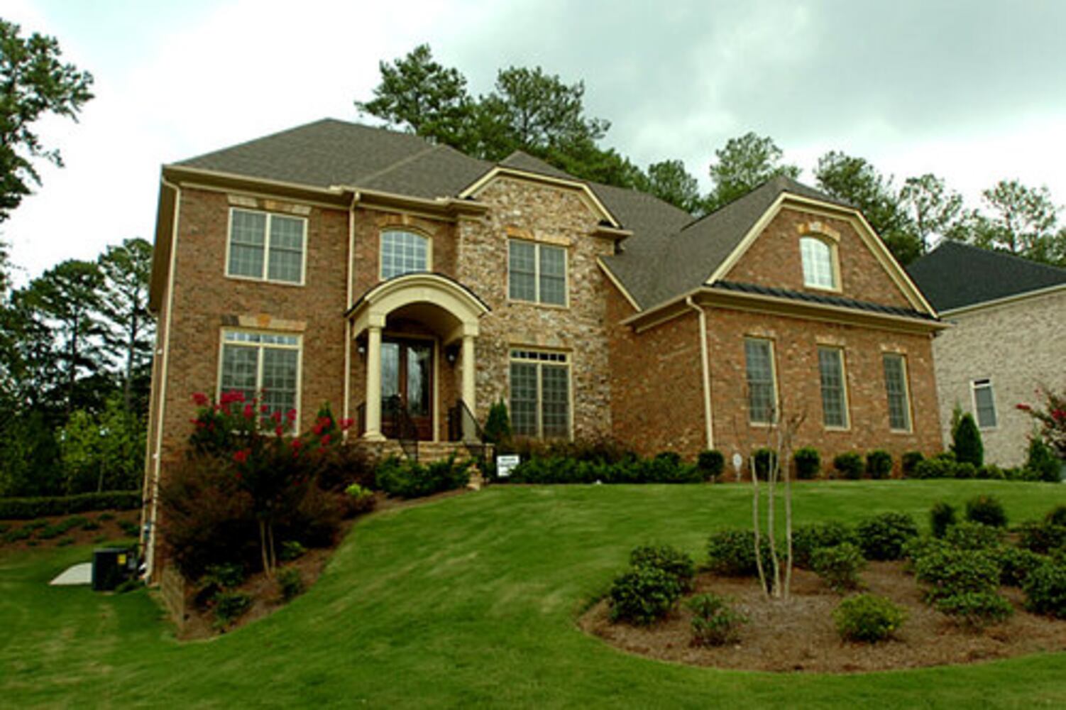 A decorator's showhouse in Southwest Atlanta