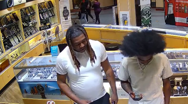 Gwinnett County police released photos of the two suspected jewelry thiefs, who were identified as Mario Lee Pittman, 28, of Decatur, and Jason Adam Warren, 28, of Lithonia.