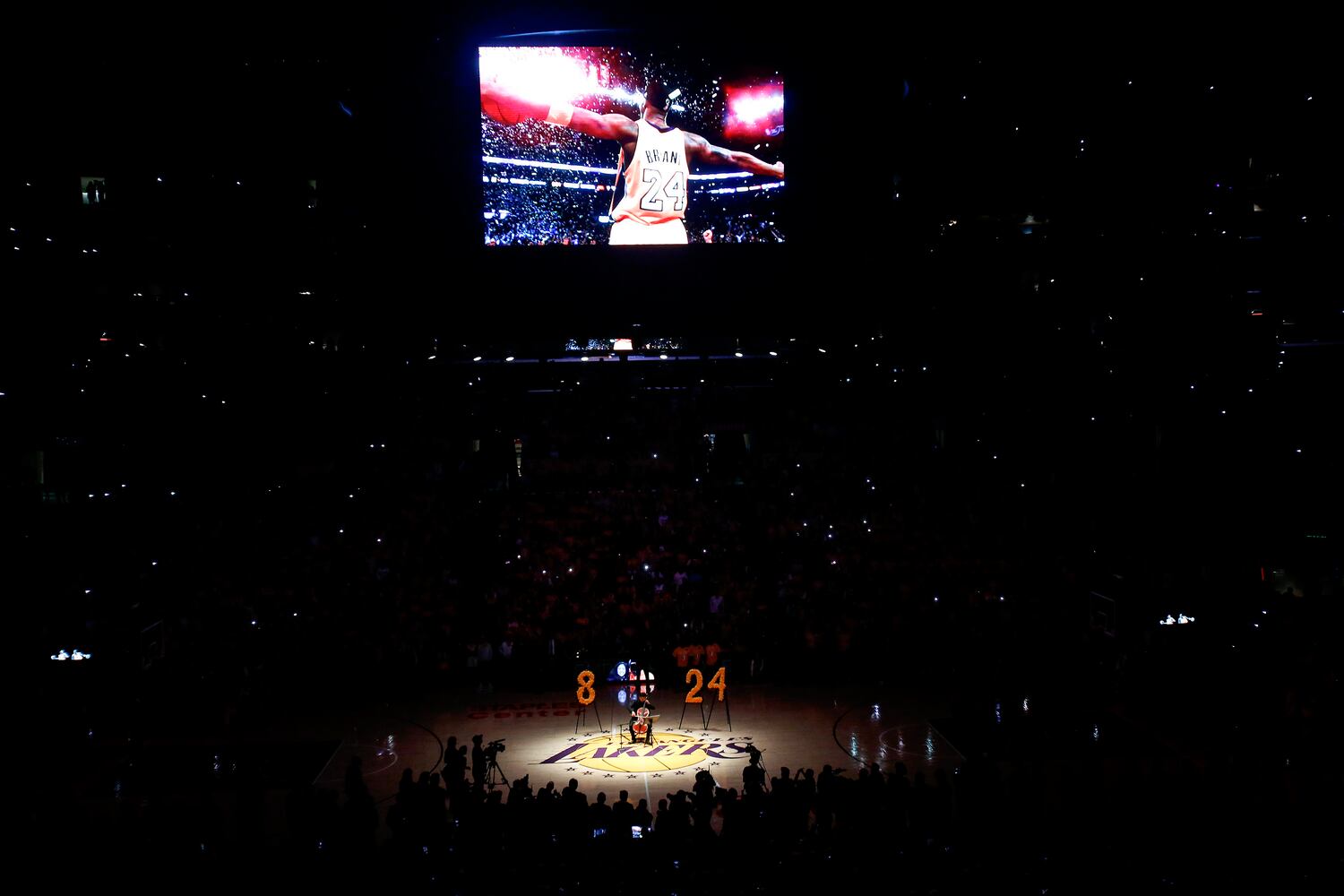Photos: Lakers honor Kobe Bryant, play first game since his death