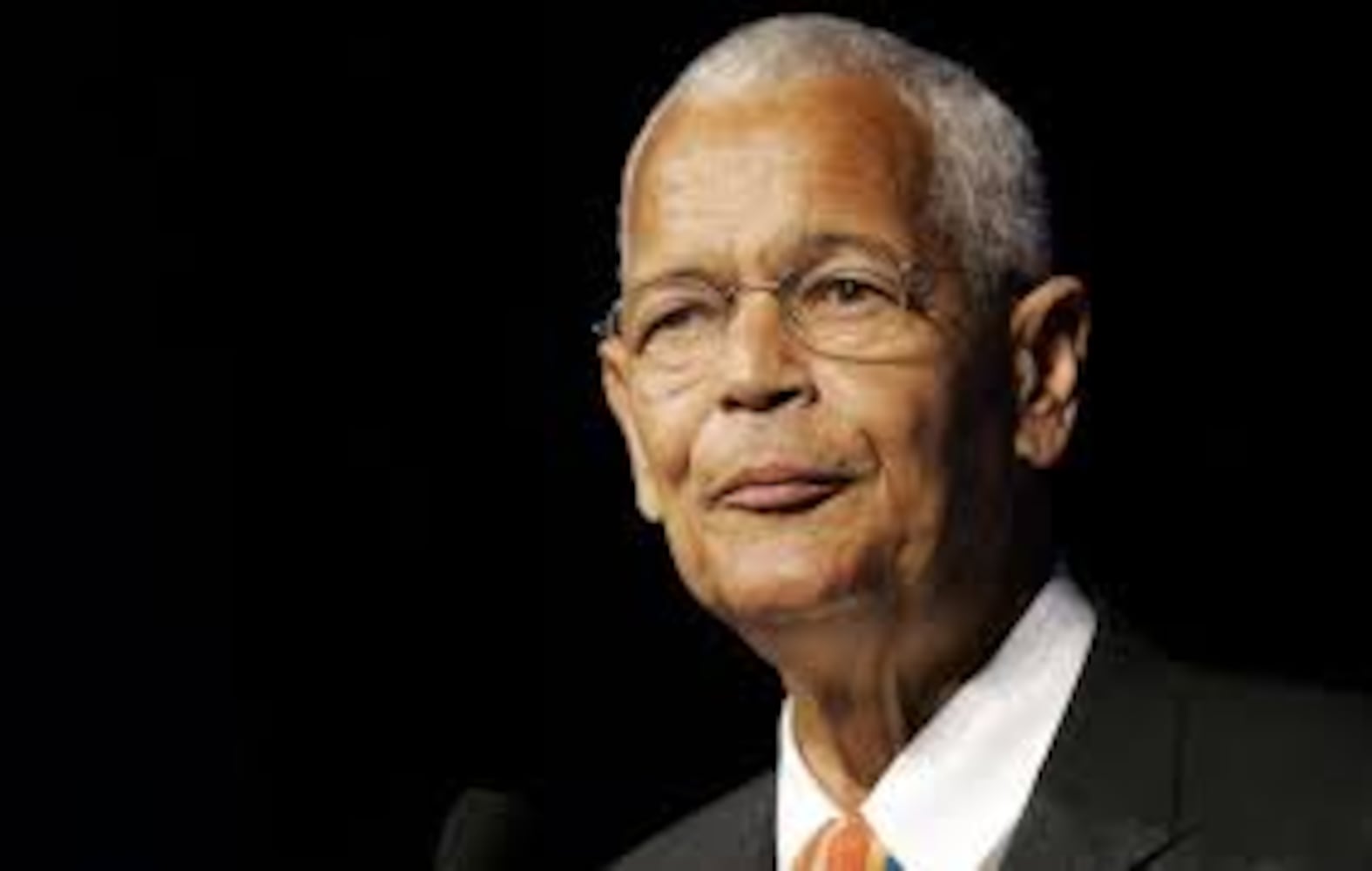 Flags to fly at half-staff in Atlanta for Julian Bond