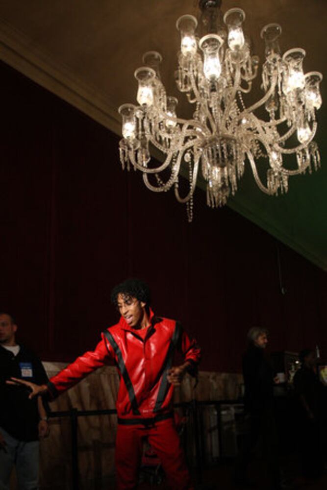 Apollo's Amateur Night honors Jackson