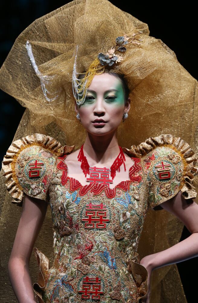 Asian Couture 2012 Singapore fashion show